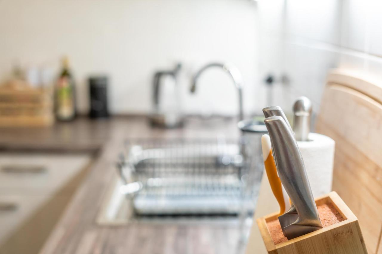 2 Bedroom 65qm - Kitchen - Central - Netflix Apartment