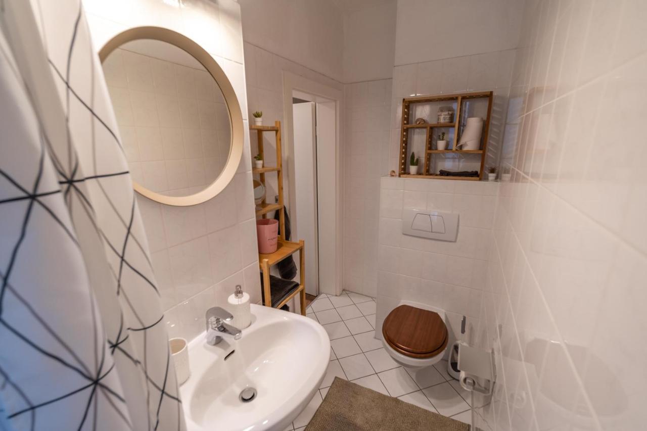 Apartment 2 Bedroom 65qm - Kitchen - Central - Netflix Magdeburg